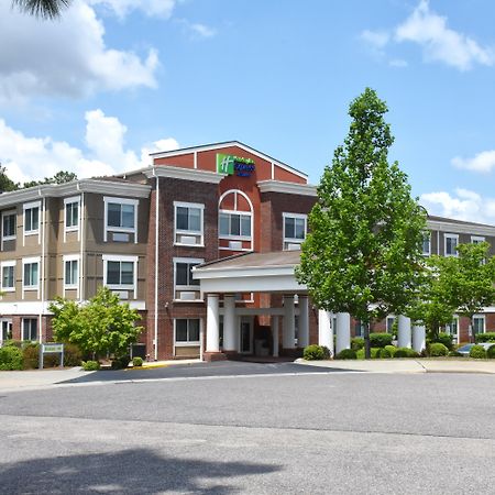Holiday Inn Express & Suites Southern Pines-Pinehurst Area By Ihg Екстер'єр фото