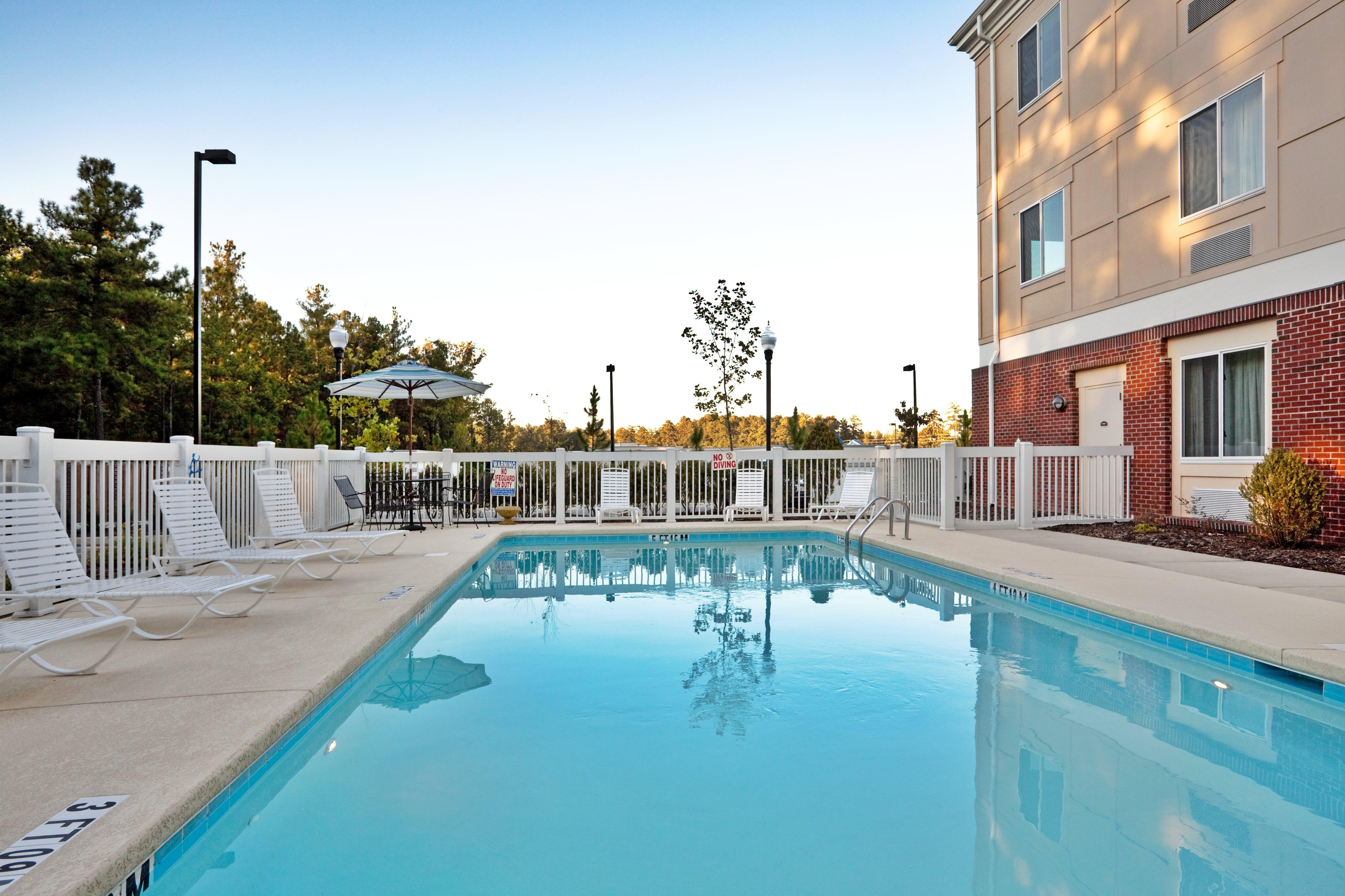 Holiday Inn Express & Suites Southern Pines-Pinehurst Area By Ihg Екстер'єр фото