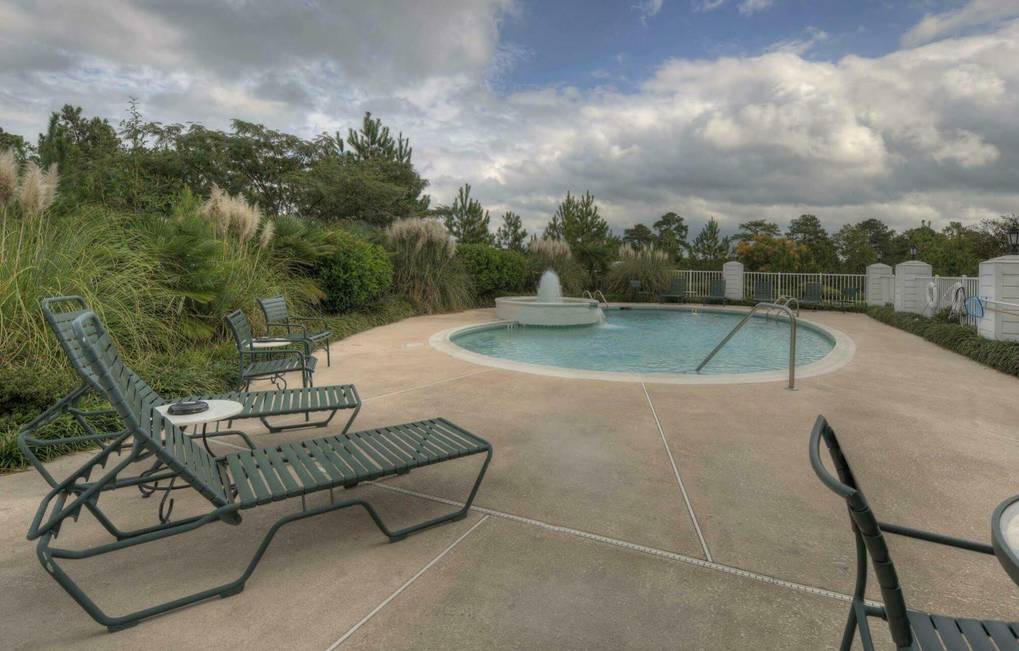 Holiday Inn Express & Suites Southern Pines-Pinehurst Area By Ihg Екстер'єр фото